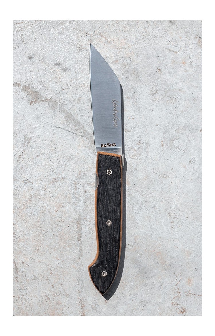 Urkulua - couteau de poche en douelle de Whisky tourbé Urkulua - couteau de poche en douelle de Whisky tourbé