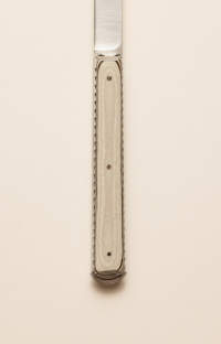 Artzaina, couteau de table en paperstone