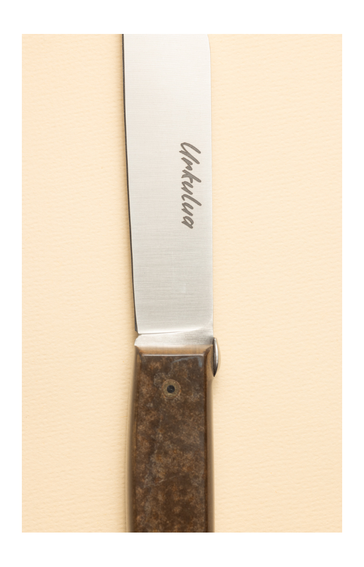 Urkulua, couteau de table en paperstone