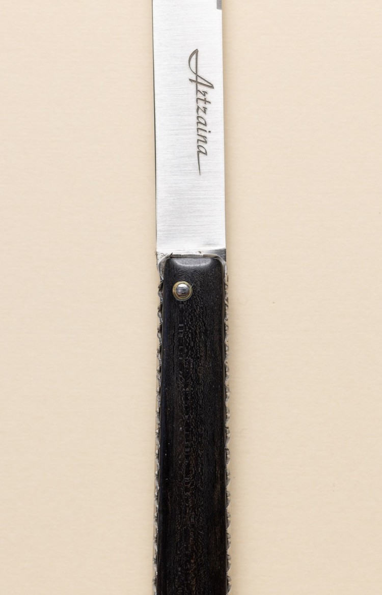 Artzaina, wooden authentic basque knife