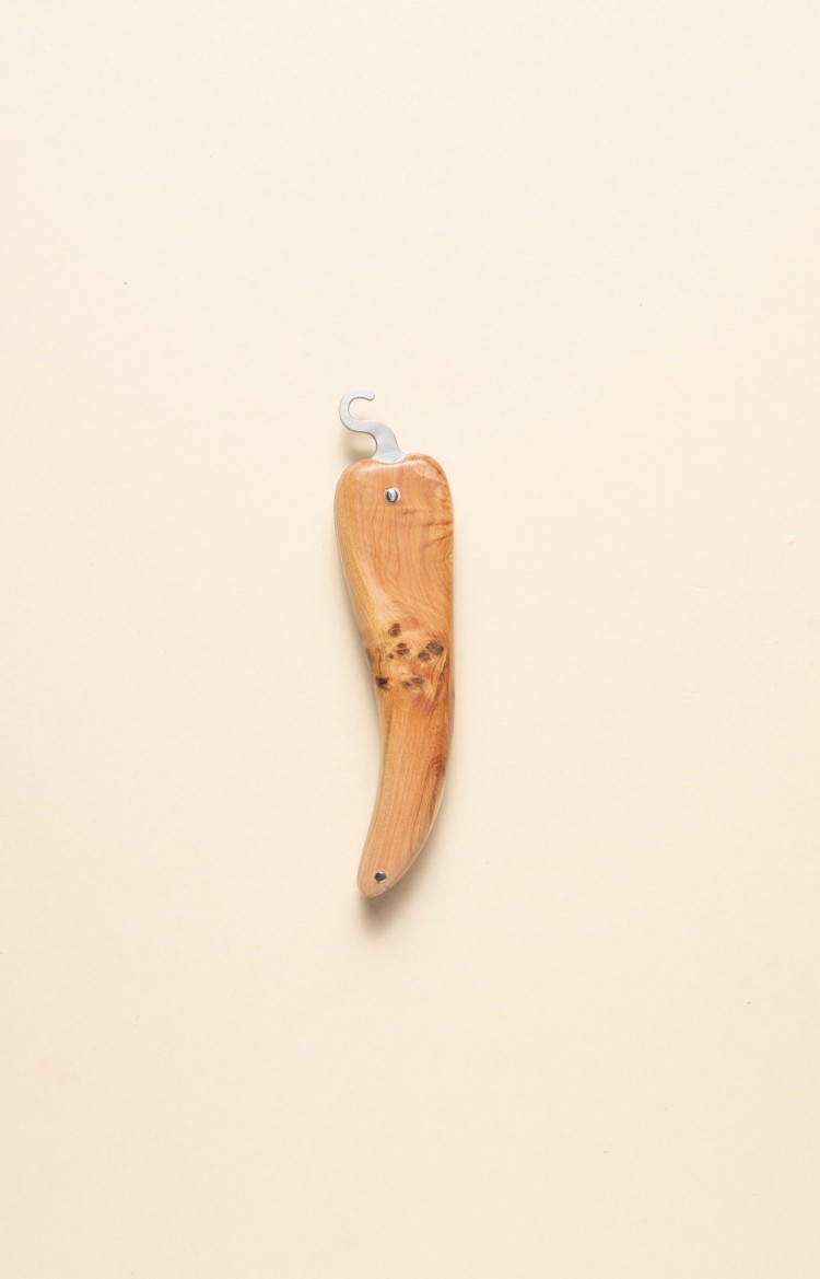 Bixia, wooden pepper shaped knife