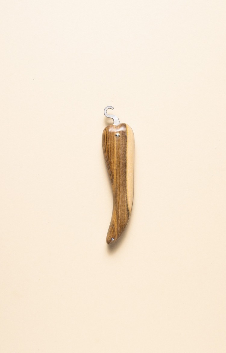 Bixia, wooden pepper shaped knife