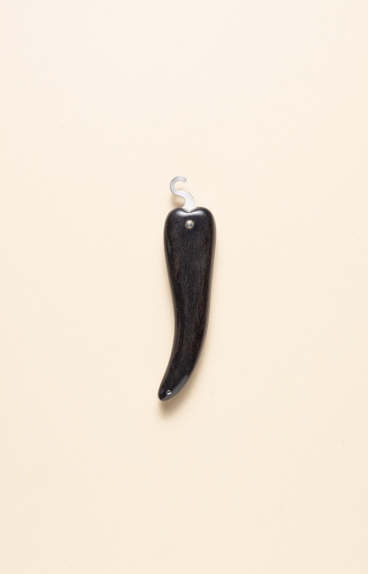 Bixia, wooden pepper shaped knife