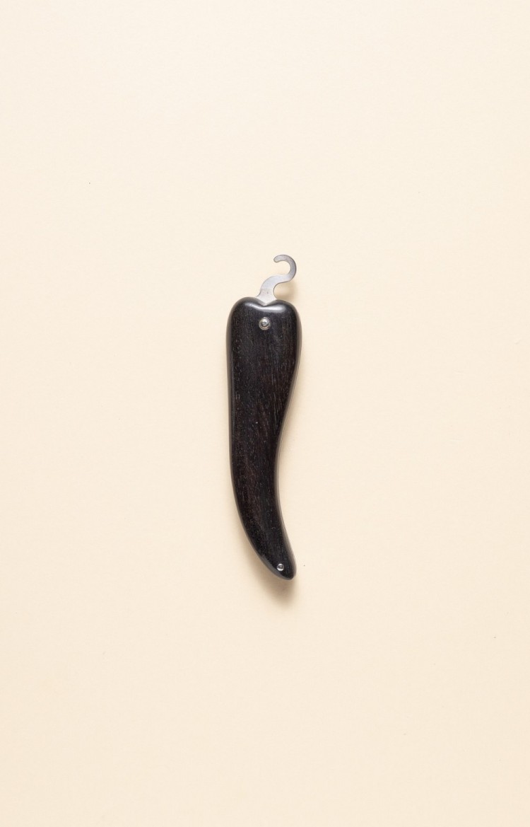 Bixia, wooden pepper shaped knife