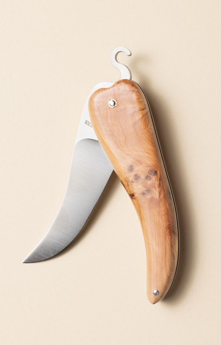 Bixia, wooden pepper shaped knife