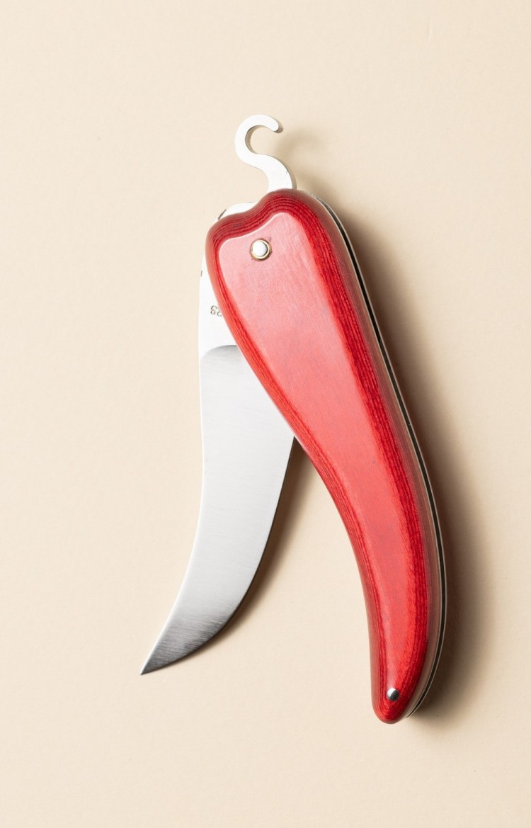 Photo de Bixia couteau piment d'Espelette rouge, lame entrouverte