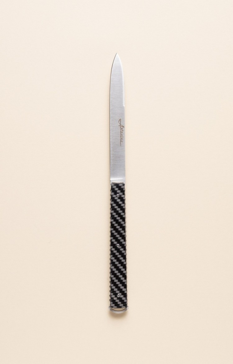 Photo de Artzaina, couteau de table en fibre de carbone