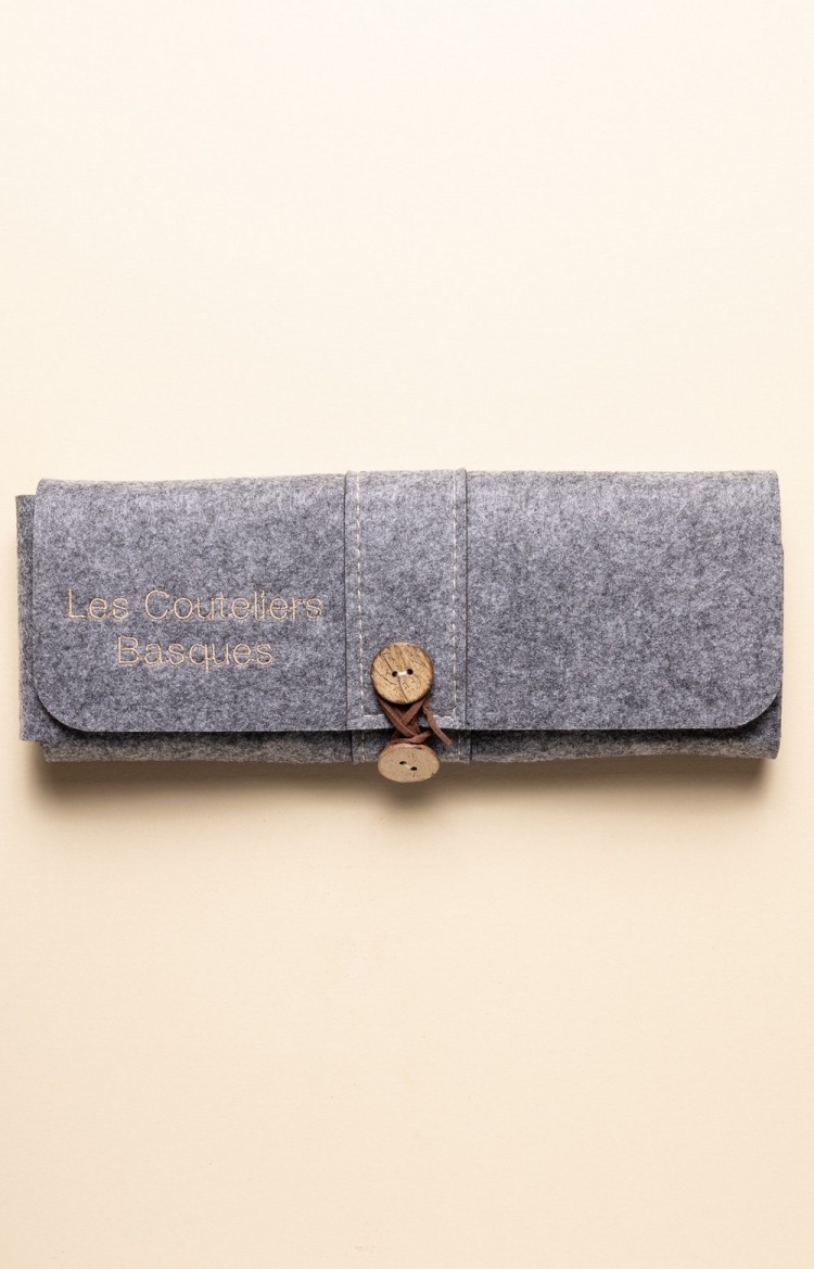 Photo de la trousse de rangement en feutre Photo de la trousse de rangement en feutre