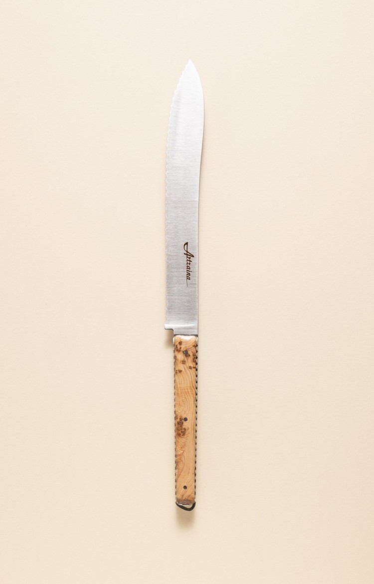 Photo de Artzaina, couteau à pain en genévrier