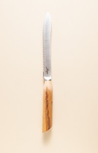 Mizpira, couteau à pain en néflier Mizpira, couteau à pain en néflier