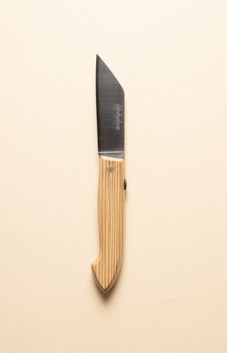 Urkulua, le couteau pliant des bergers basques