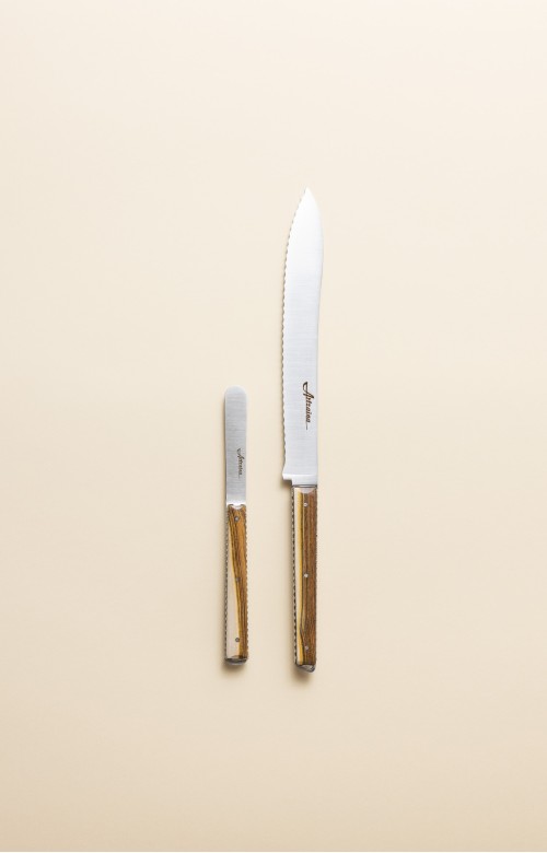 Artzaina, basque knife inspired of the makila, made of olive wood